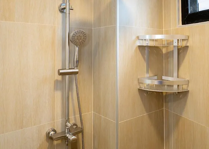 Modern Organic 3br Near Ekkamai With Jacuzzi Cityview 別荘 *