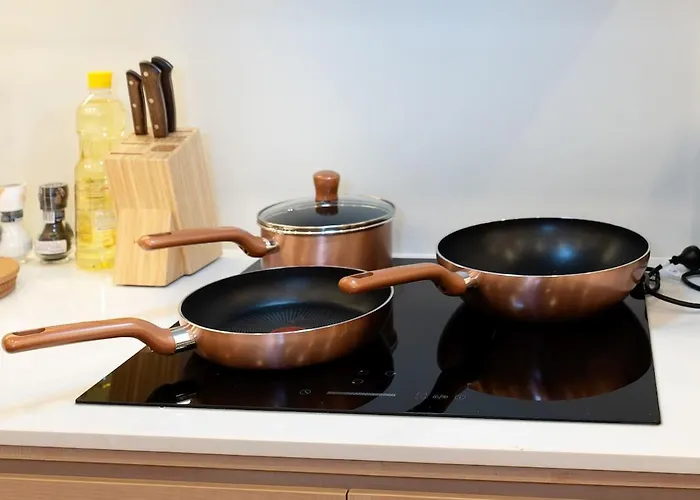 別荘 Modern Organic 3br Near Ekkamai With Jacuzzi Cityview *