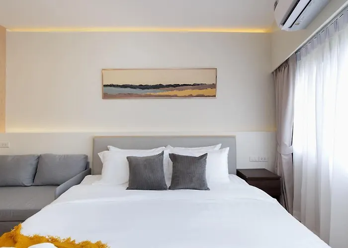Modern Organic 3br Near Ekkamai With Jacuzzi Cityview * バンコク都