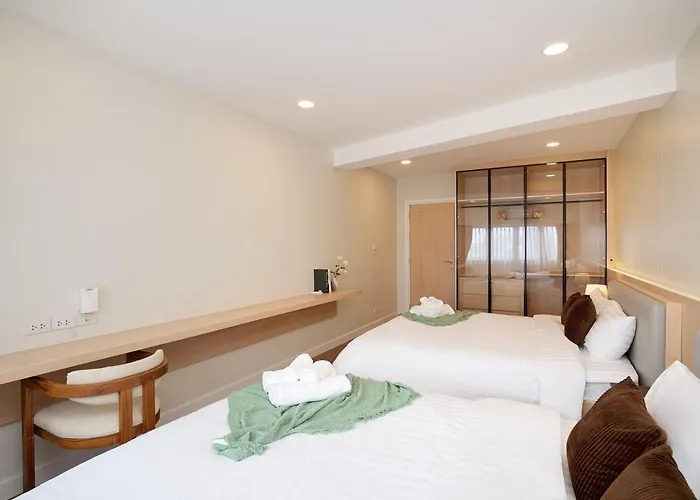 Modern Organic 3br Near Ekkamai With Jacuzzi Cityview * バンコク都